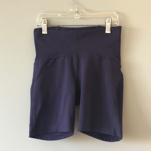 LULEMON train times short 6”